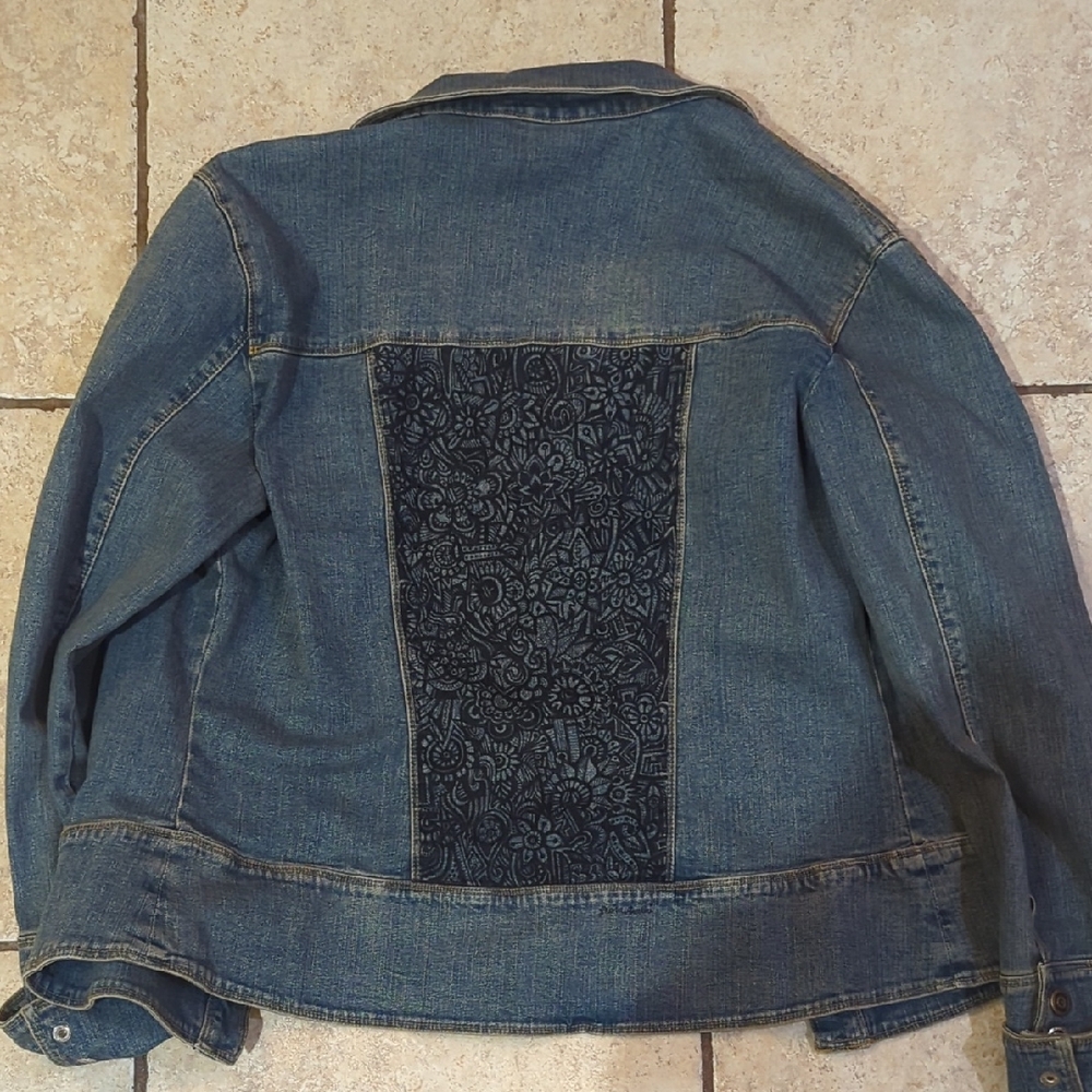 One Of A Kind Spring/Fall Denim Jacket with Hand Painted Floral Back Panel. M.